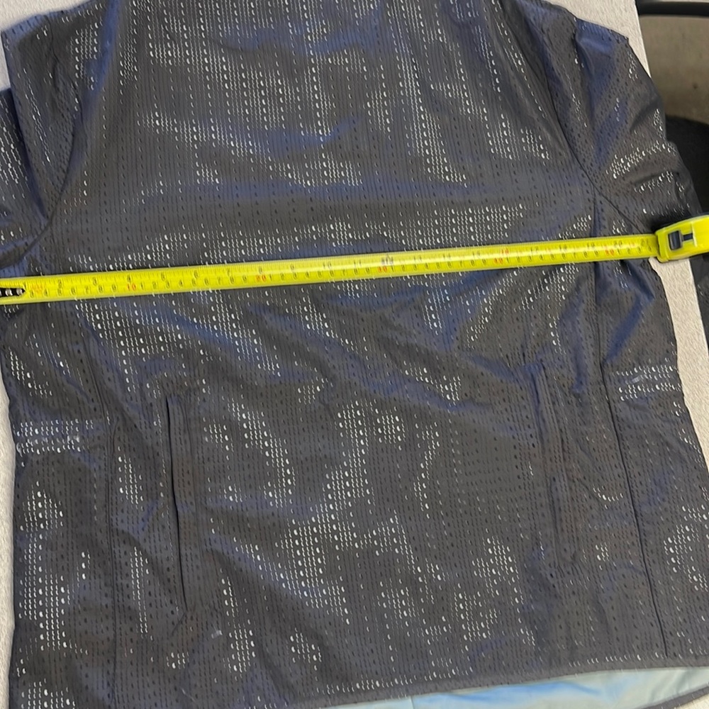 Fabletics medium women’s jacket - Picture 6 of 10
